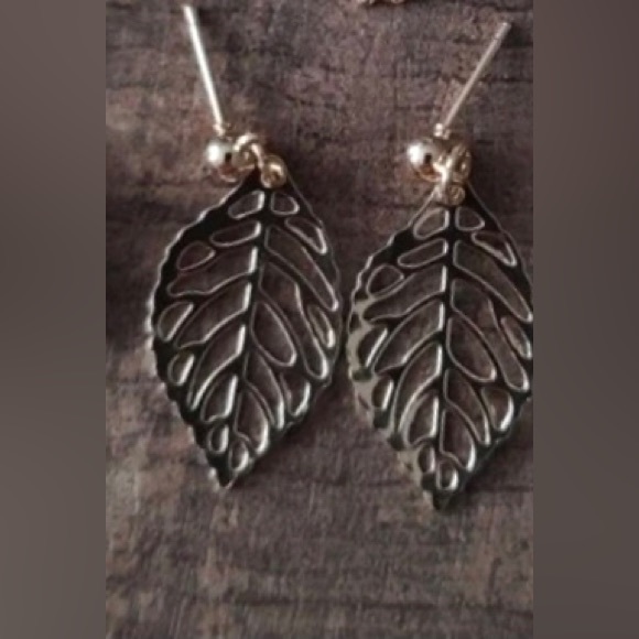 “Autumn” Fall Gold Lasercut Cut-out Hollow Leaf Leaves Nature Boho Hippie Dangle - Picture 10 of 16